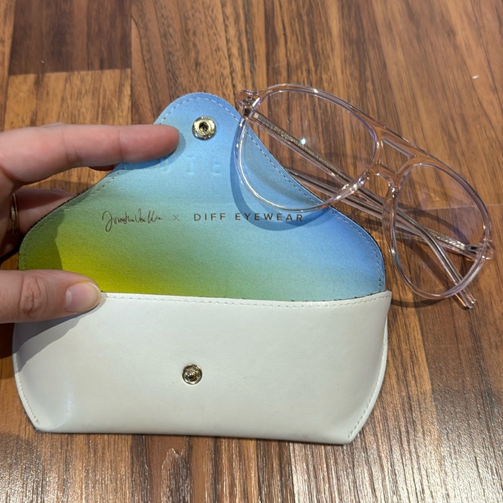 JVN X Diff Eyewear blue light blocking glasses. Not prescription.